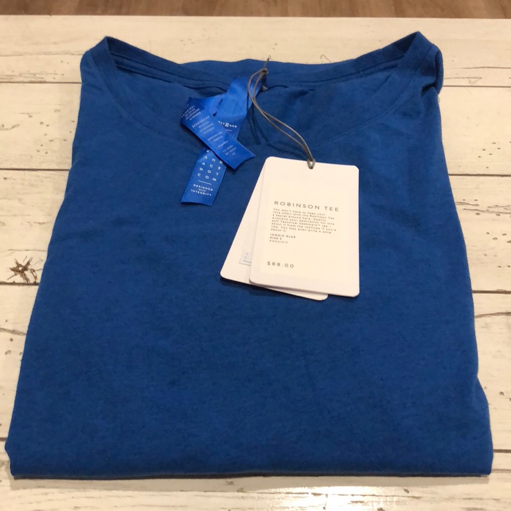 Kit and Ace Short Sleeve Tshirt - NWT